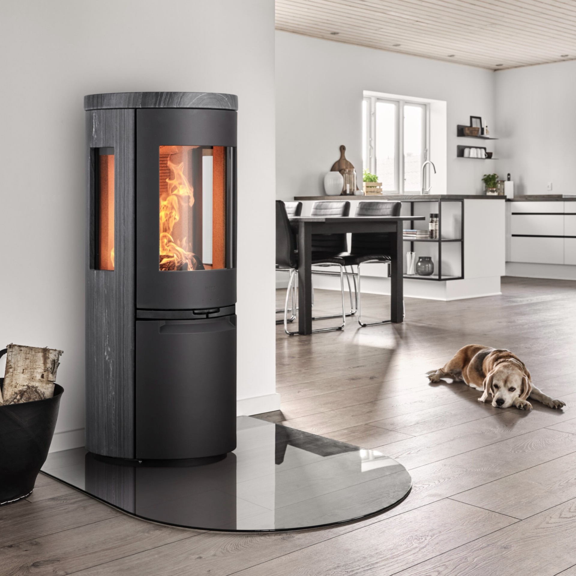 HETA Scan-Line 900 brændeovn med blackwood og sideglas