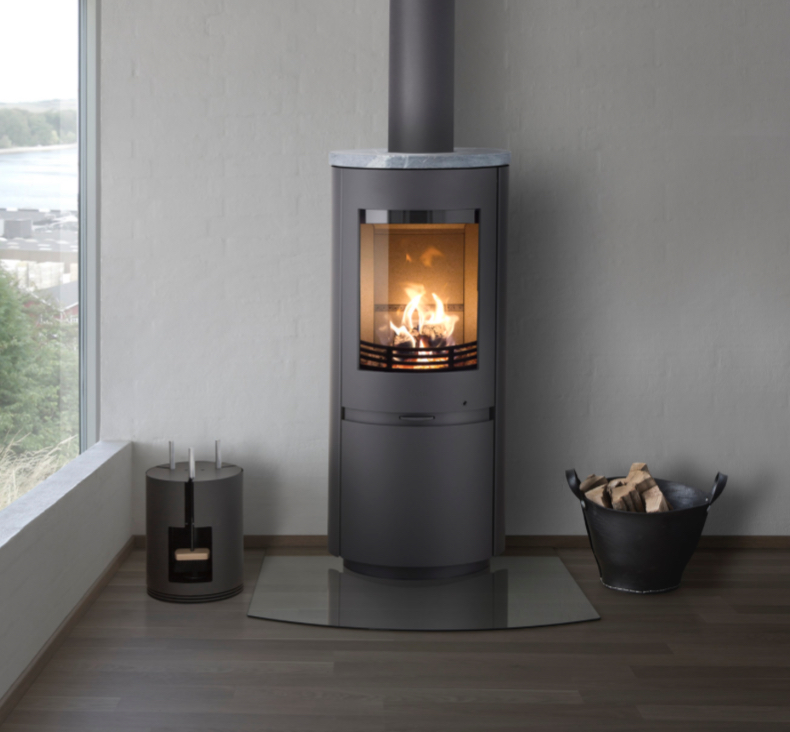 HETA Scan-Line 8 brændeovn