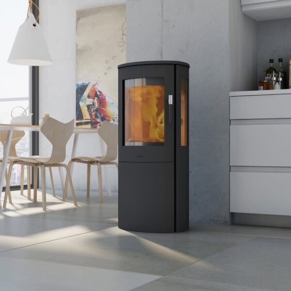 LOTUS Mira 4 brændeovn med sideglas UDSTILLINGSMODEL