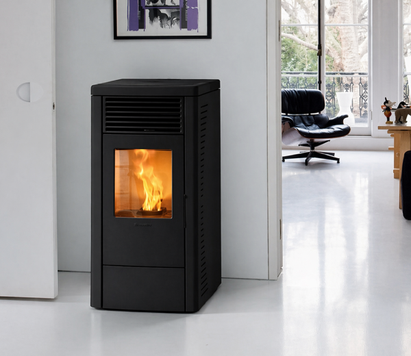 Ecoteck Ravelli R70 Pilleovn med bagudgang Udstillingsmodel